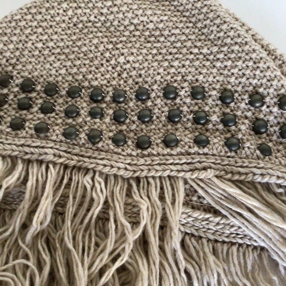 ALBERTO MAKALI WOOL STUDDED WRAP - Picture 8 of 15